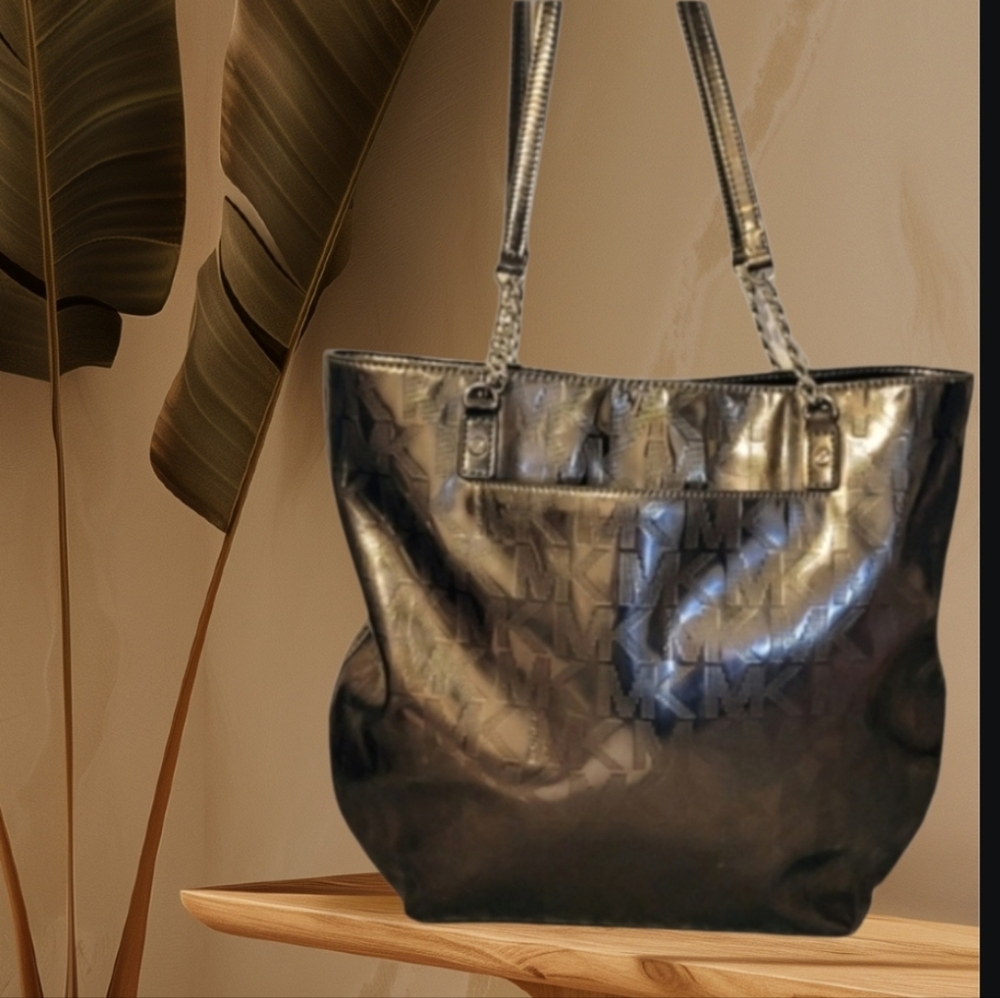SALE Michael Kors Jet Metallic Patent Leather Tote Chain Gunmetal‎, No MK Charm